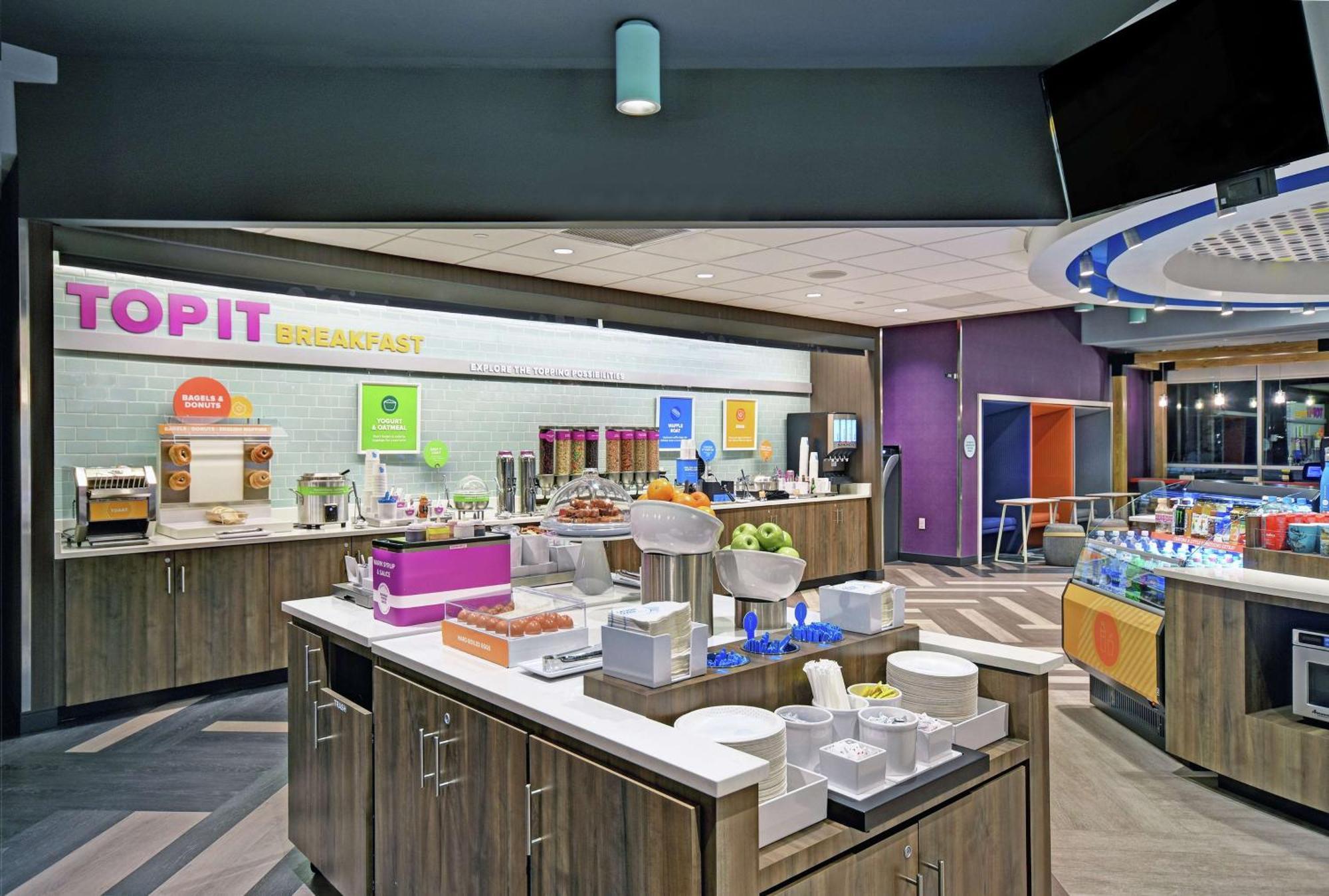 Tru By Hilton Portland Airport Area Me Hotel